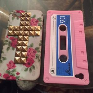 2 iPhone 4/4s phone cases