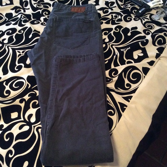 Dark grey converse pants
