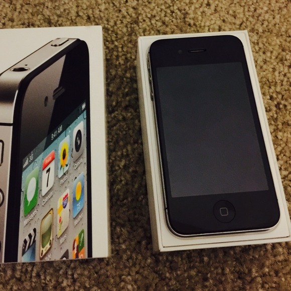 ❌Sold-Pre-owned iPhone 4s 16gb Sprint❌ - Picture 2 of 4
