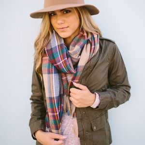 Plaid scarf