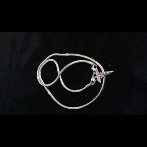 Awsome Stirlingsilver necklace with medical charm