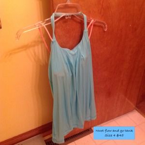 Lululemon flow and go tank