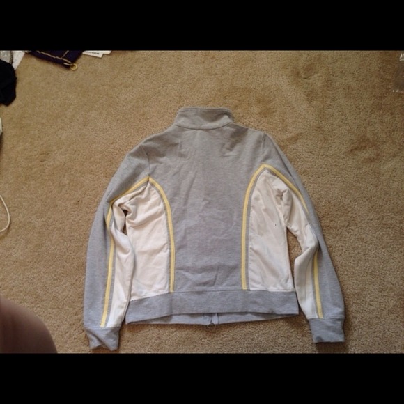 Spring or fall time jacket - Picture 2 of 2