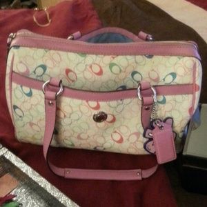 Aunthentic coach handbag