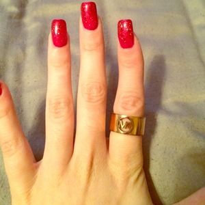 Michael Kors ring size 7