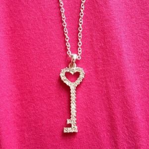 Love Key Necklace 💖🔑