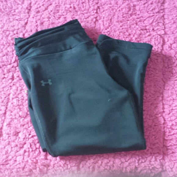 Under armour yoga capri leggings