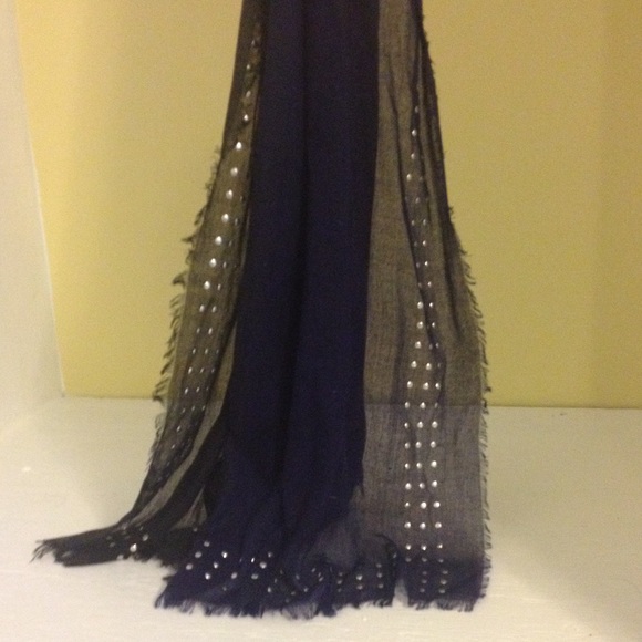 Studded Black/Navy scarf