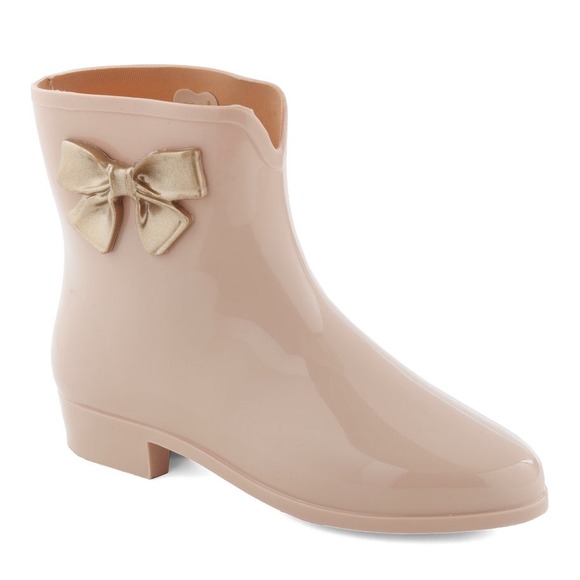 Ankle rain boots