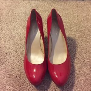 Red Marc Fisher pumps