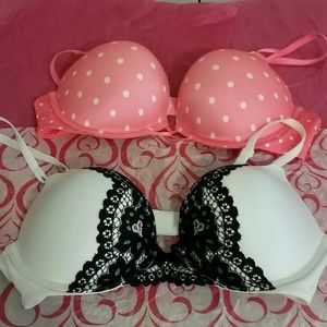 Bundle 2 Victoria's Secret Bras
