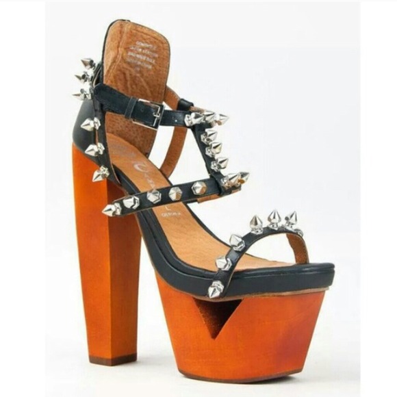 JC Spiked spiked Dominique
