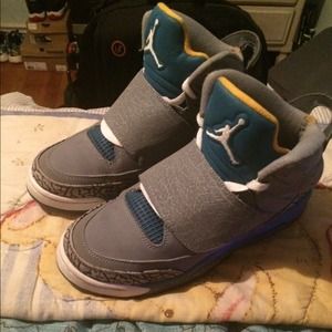 Jordan son of Mars laney . Size 6
