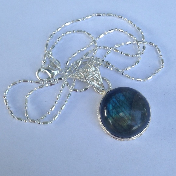 SALE 925 SS Labradorite Necklace - Picture 3 of 4