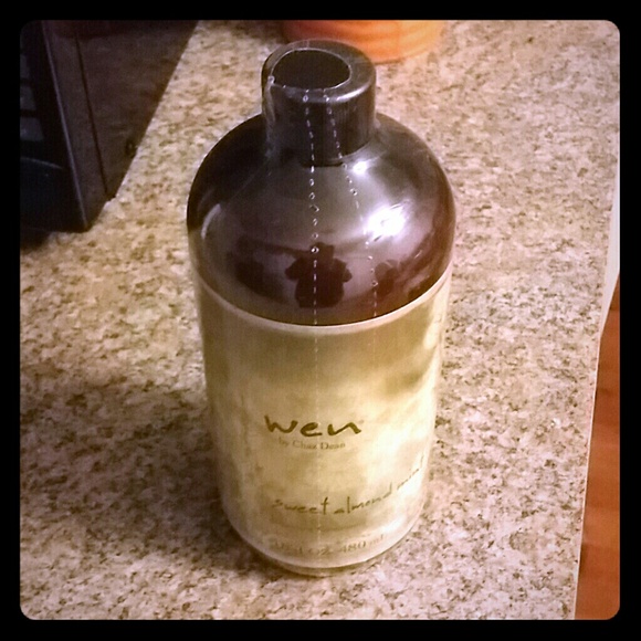 Wen Sweet Almond Mint Cleansing Conditioner