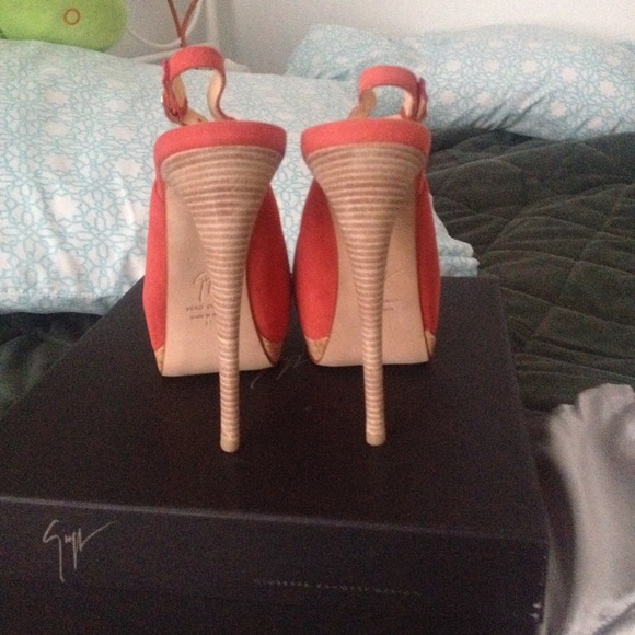 Guiseppi Zanotti Heels - Picture 3 of 4