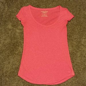 American Eagle tee