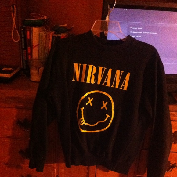 nirvana pull over sweatshirt