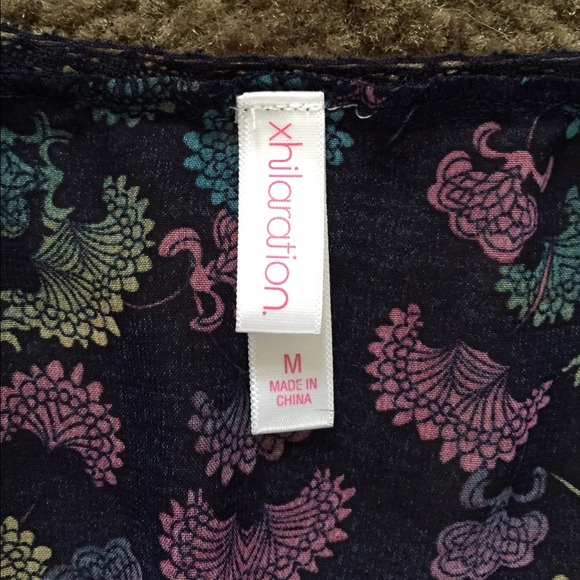 🚫 SOLD 🚫Xhilaration sheer peasant top - Picture 2 of 4