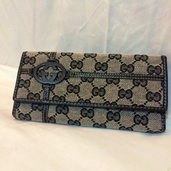 GUCCI monogram black canvas wallet