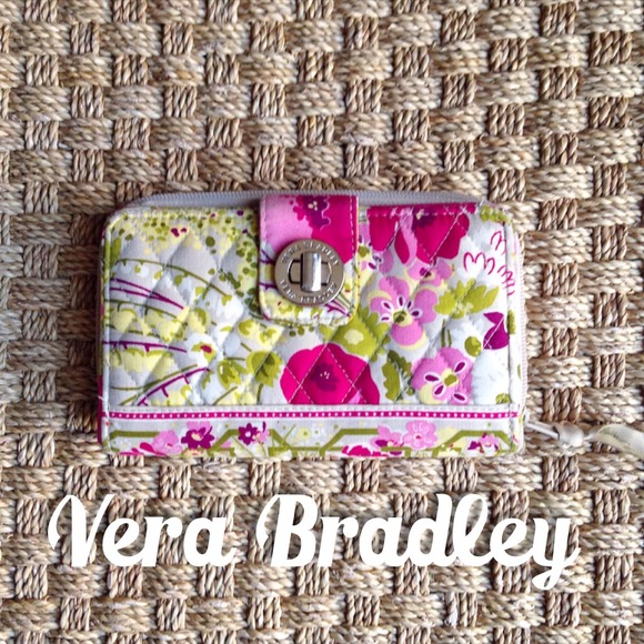 Vera Bradley Clutches & Wallets - Vera Bradley Make Me Blush Turn lock Wallet