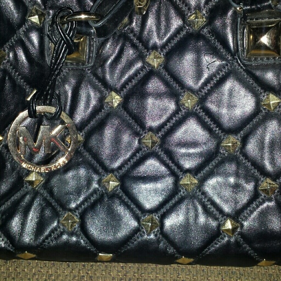 Michael Kors studded handbag - Picture 3 of 3