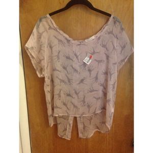 ANGl Giraffe running wild top with button back