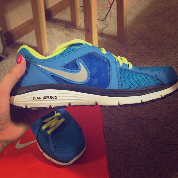 Blue and lime green Nike (dual fusion)