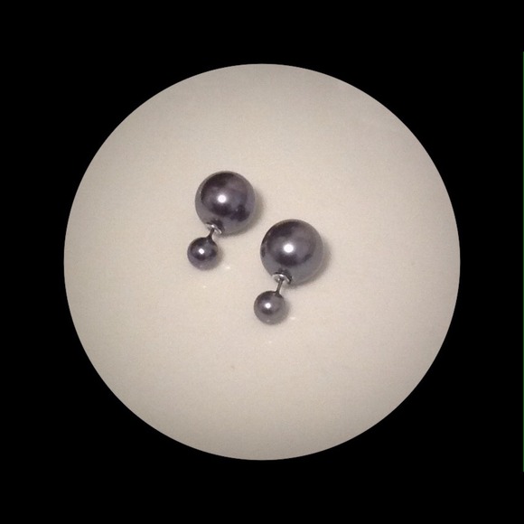 Jewelry - ✳️️TRENDY DOUBLE SIDED EARRINGS