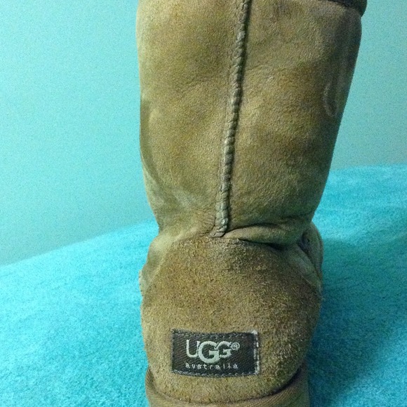 Authentic chestnut uggs! - Picture 2 of 4