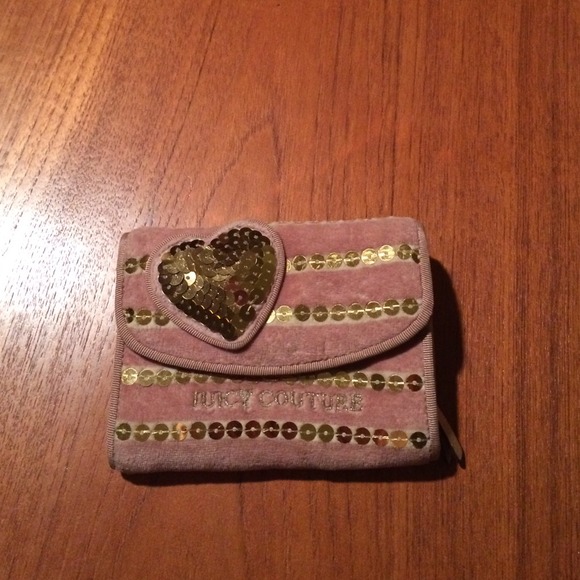 juicy couture wallet, new with out tags
