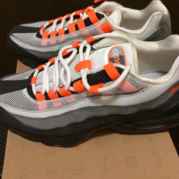 SOLD Nike Air Max 95s - Picture 2 of 4