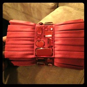 !!Final Sale!!! Sondra Roberts Clutch