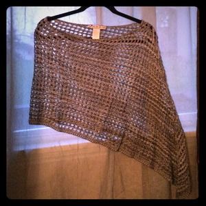 Gorgeous knitted asymmetrical poncho