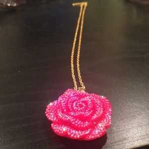 Pink Shimmer Rose Necklace💖