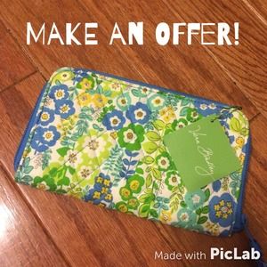 MAKE AN OFFER! Vera Bradley wallet