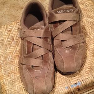 Reduced! Skechers brown suede casual shoes