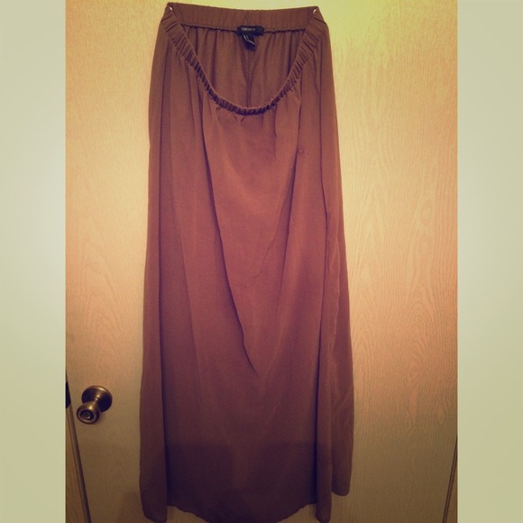 Maxi skirt