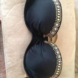 36 b Victoria's Secret swim top.