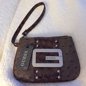 NWT guess wristlet