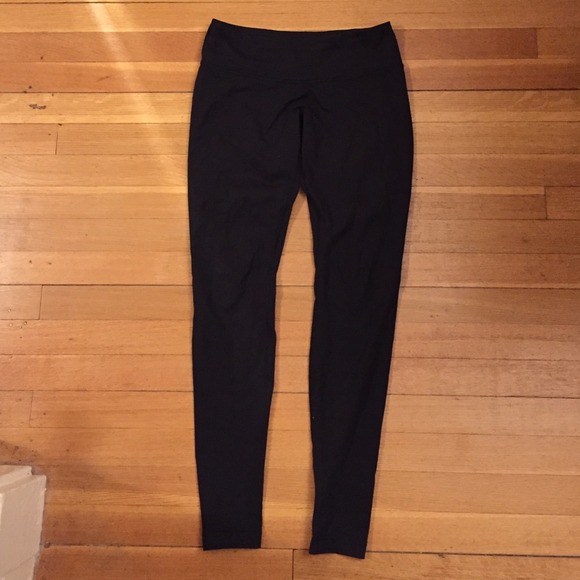 Lululemon Wunder Under Black Leggings