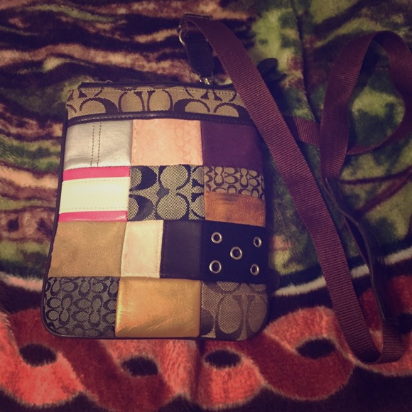 Coach cross shoulder purse