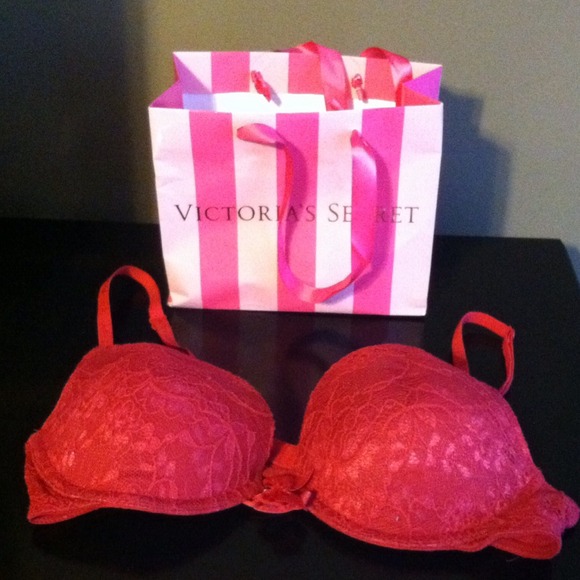 🚫sold in bundle 🚫Victoria Secret Bra 34c