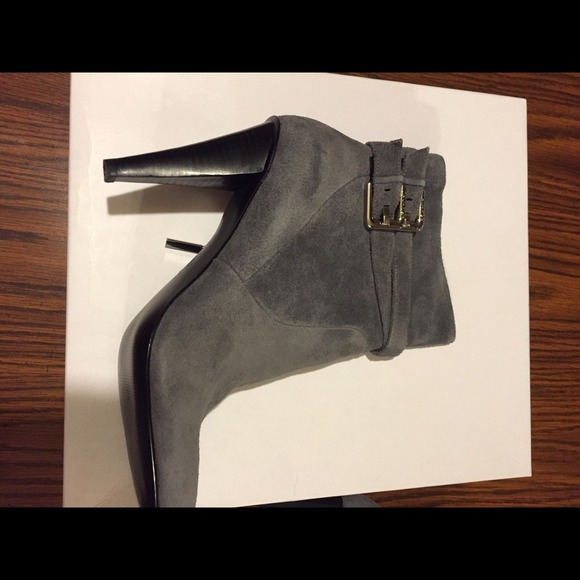 NIB Calvin Klein grey suede booties - Picture 3 of 4
