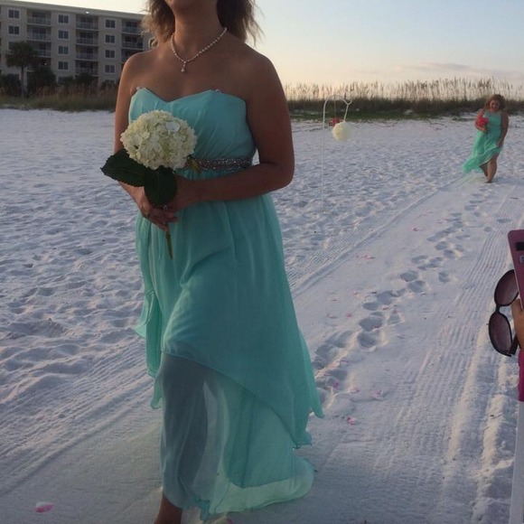 Mint colored dress - Picture 2 of 3