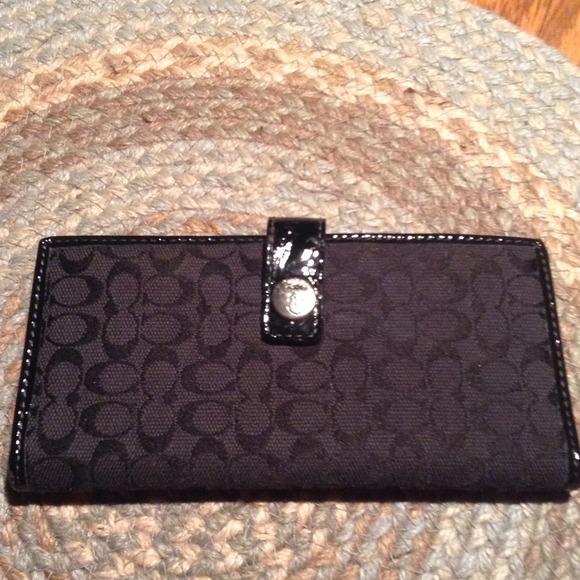 Coach wallet