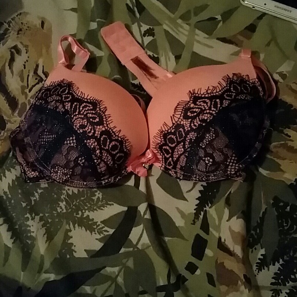 Rue 21 bra