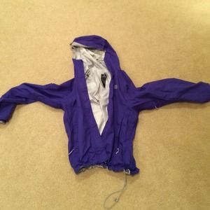 North face windbreaker