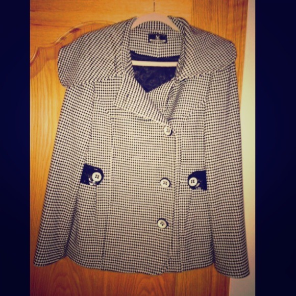 Jacket /short coat. Very good quality