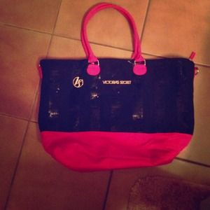 Hot pink and black Victoria's Secret tote!